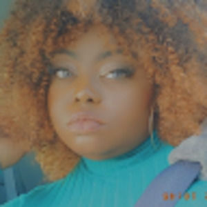 Meet your Posher, Ayanna